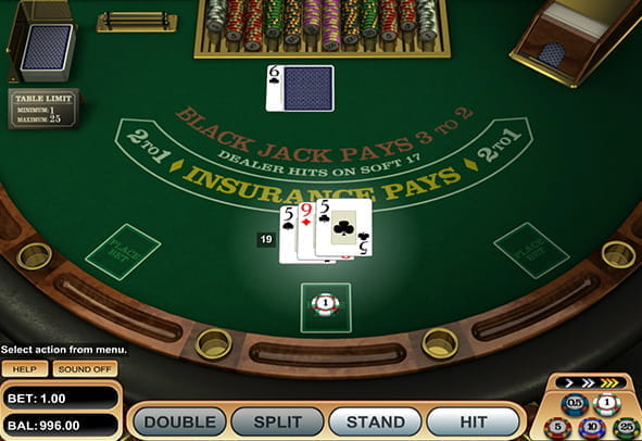 Der Spieltisch von Betsofts American Blackjack Variante.
