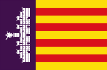 Die Flagge des Inselrats Mallorca.