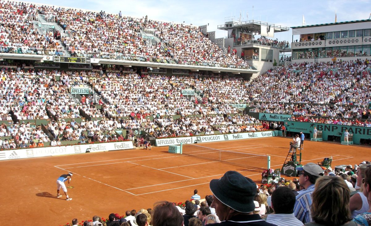 Foto eines Tennisstadions bei den French Open in Paris
