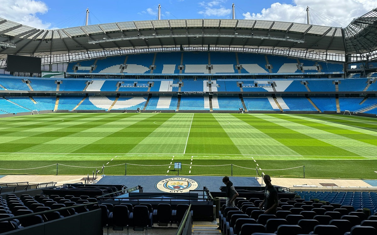 Innenaufnahme des Etihad Stadiums in Manchester