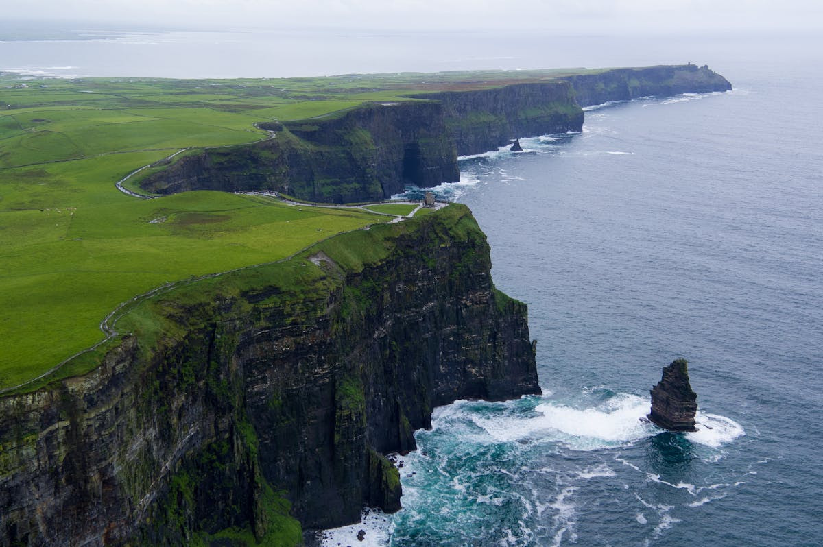 Die Cliffs of Moher in Irland.