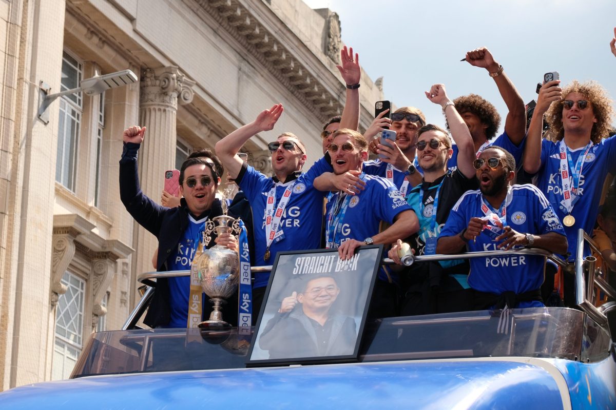 Das Team von Leicester City nach dem Aufstieg in die Premier League 2024